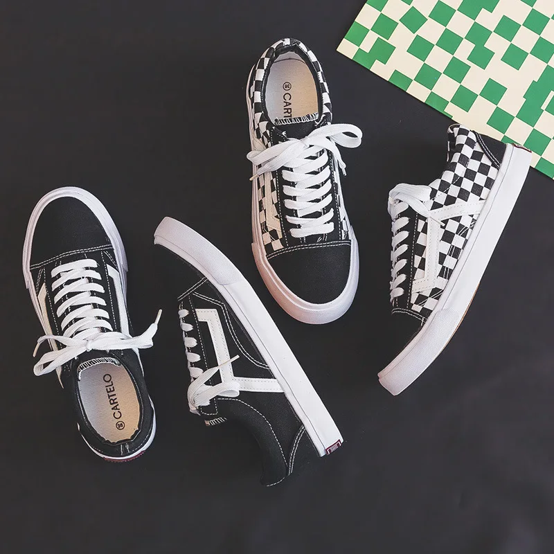 Sepatu kets kasual untuk pria  - Vans Shoes Old Skool ulasan dan harga